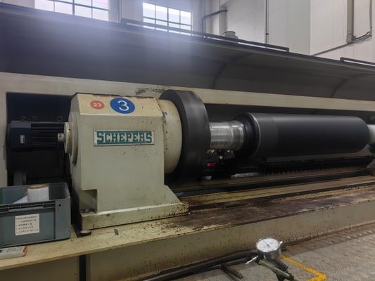 kopen Aangepaste 45 Stalen Embossing Roller Q355B Zware Industriële Rollen online manufacture